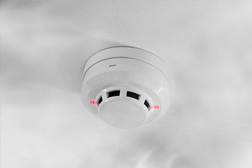 Jak skutecznie zabezpieczyć się przed pożarem?